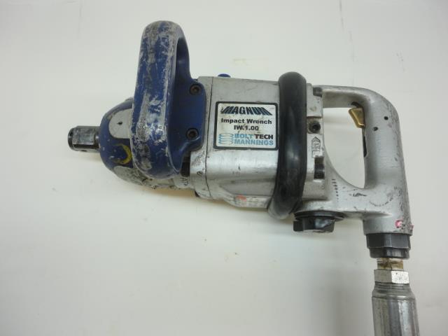 BOLTTECH MANNINGS REAR HANDLE 1" IMPACT WRENCH 1,700ft/lb IW1.00 BLUE USED H2