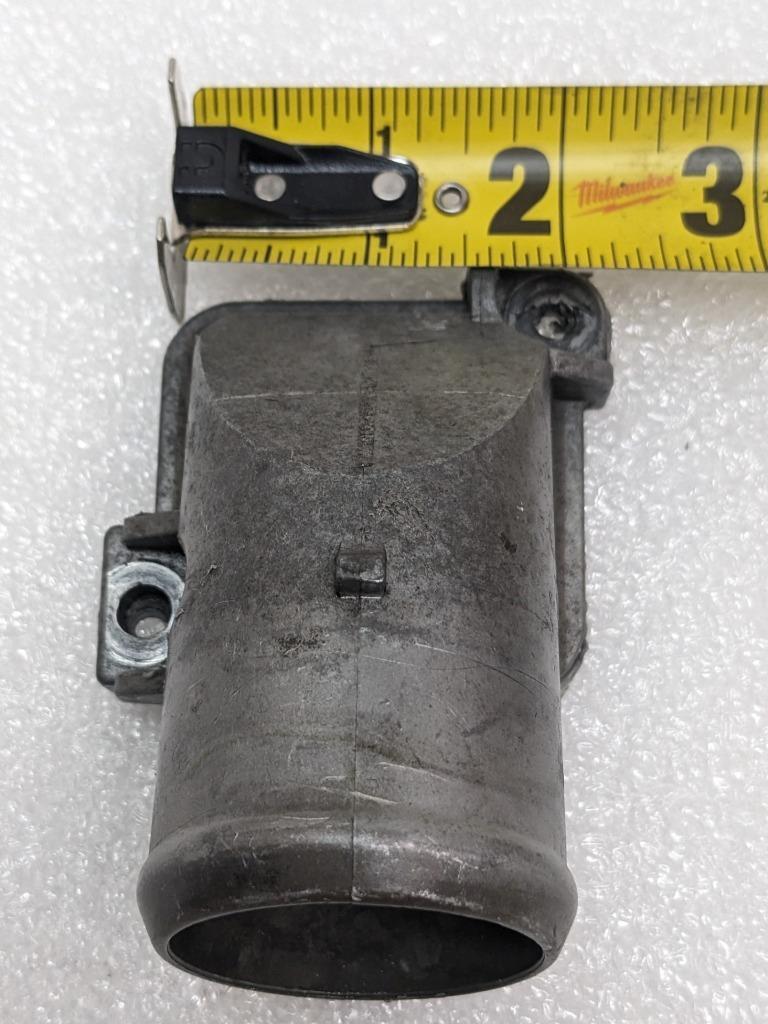 PORSCHE 996/911 BOXSTER AIR TUBE CONNECTION FITTING 9961062167R USED 996GL2T1