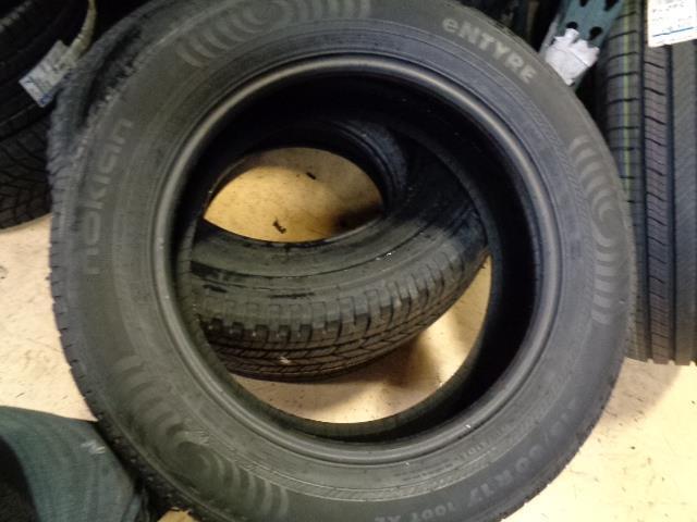 NEW OLD STOCK NOKIAN ENTYRE P 215 60 17 100T XL ALL SEASON TIRE T427918 AQ4