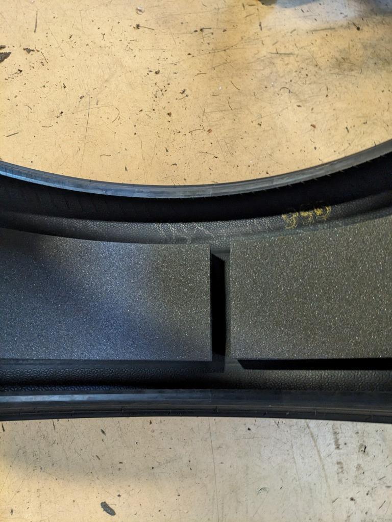 PIRELLI P ZERO PZ4 TESLA NCS ELECT (FOAM) P 255 35 21 98W XL TIRE 3983400 CQ2