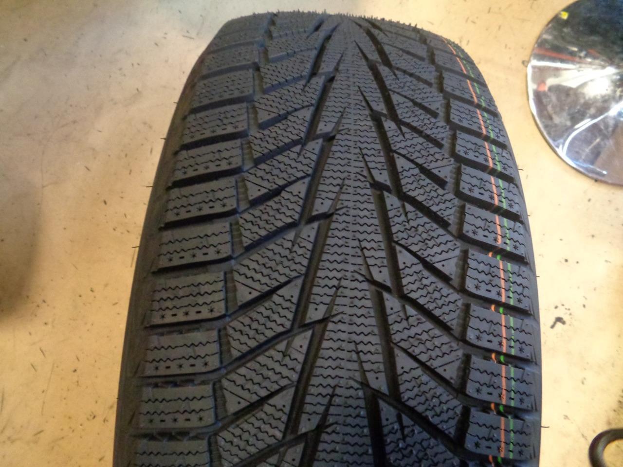 1 HANKOOK WINTER ICEPT IZ2 P 235 55 17 99T SL SNOW WINTER TIRE 1020357