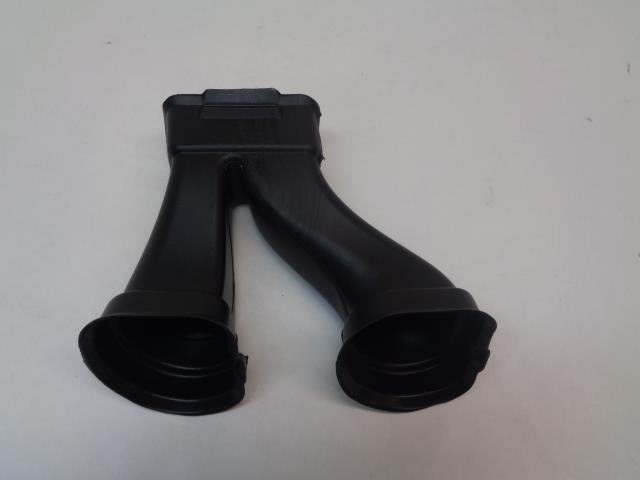 PORSCHE CAYMAN 987 06-12 UNDER DASH AIR DUCT INTERMEDIATE SECTION 987 572 769 00