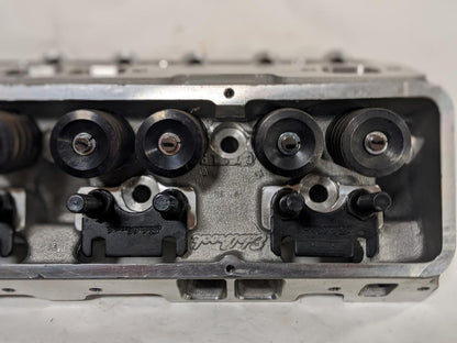 Edelbrock 77589 SBC VICTOR JR CY NEW I2