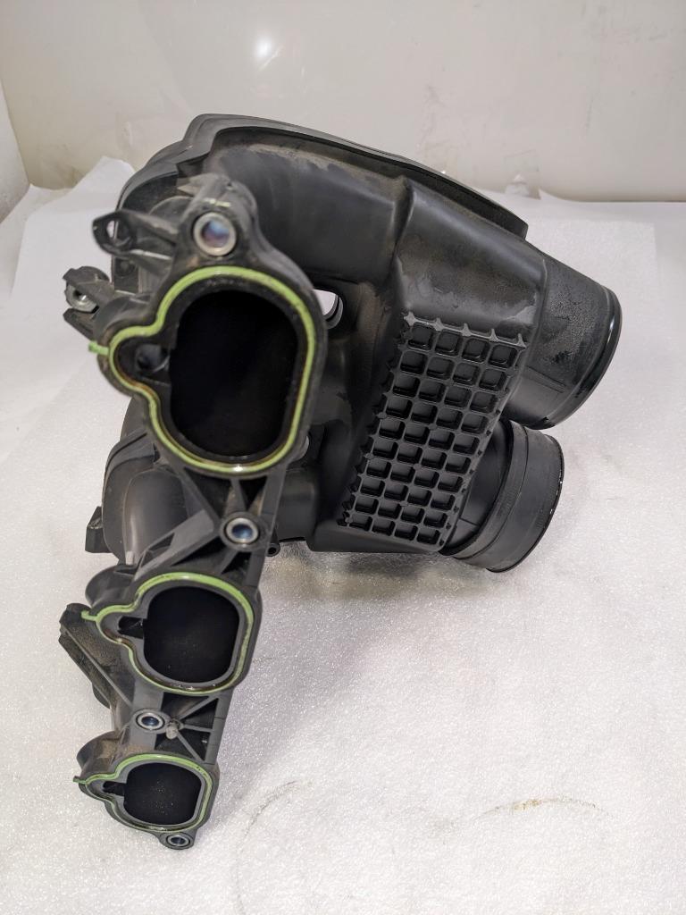 PORSCHE BOXSTER 987 INTAKE BRIDGE 99711013601 USED 996.B.G.L.