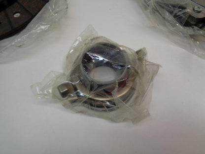 VALEO CLUTCH KIT FOR 2000-05 MITSUBISHI ECLIPSE (NO ALIGNMENT TOOL) 52251414 R8