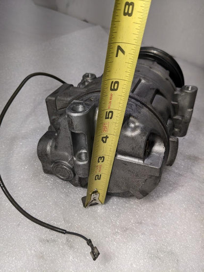 PORSCHE 911 996 BOXSTER DENSO A/C COMPRESSOR W/PIPE 99612601152 USED 996B.G.L.