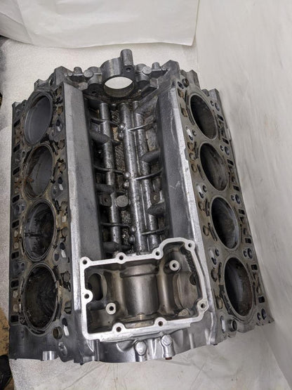 PORSCHE BARE ENGINE CASE FOR 03-10 CAYENNE 9PA 4.5L V8 USED I1