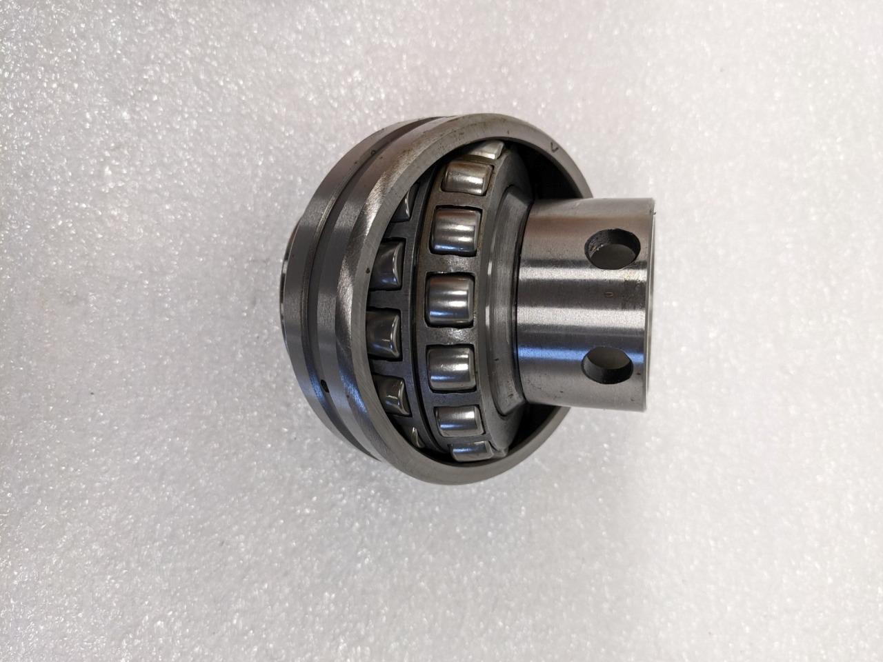 SKF 476215-215 C Spherical  Roller Bearing NEW R30