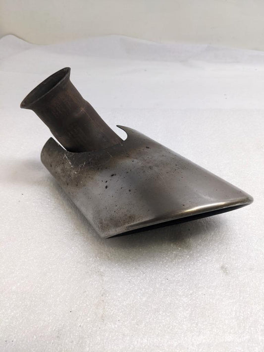 PORSCHE 99611105302 EXHAUST MUFFLER TIP LEFT FOR 02-04 911 996 USED R24
