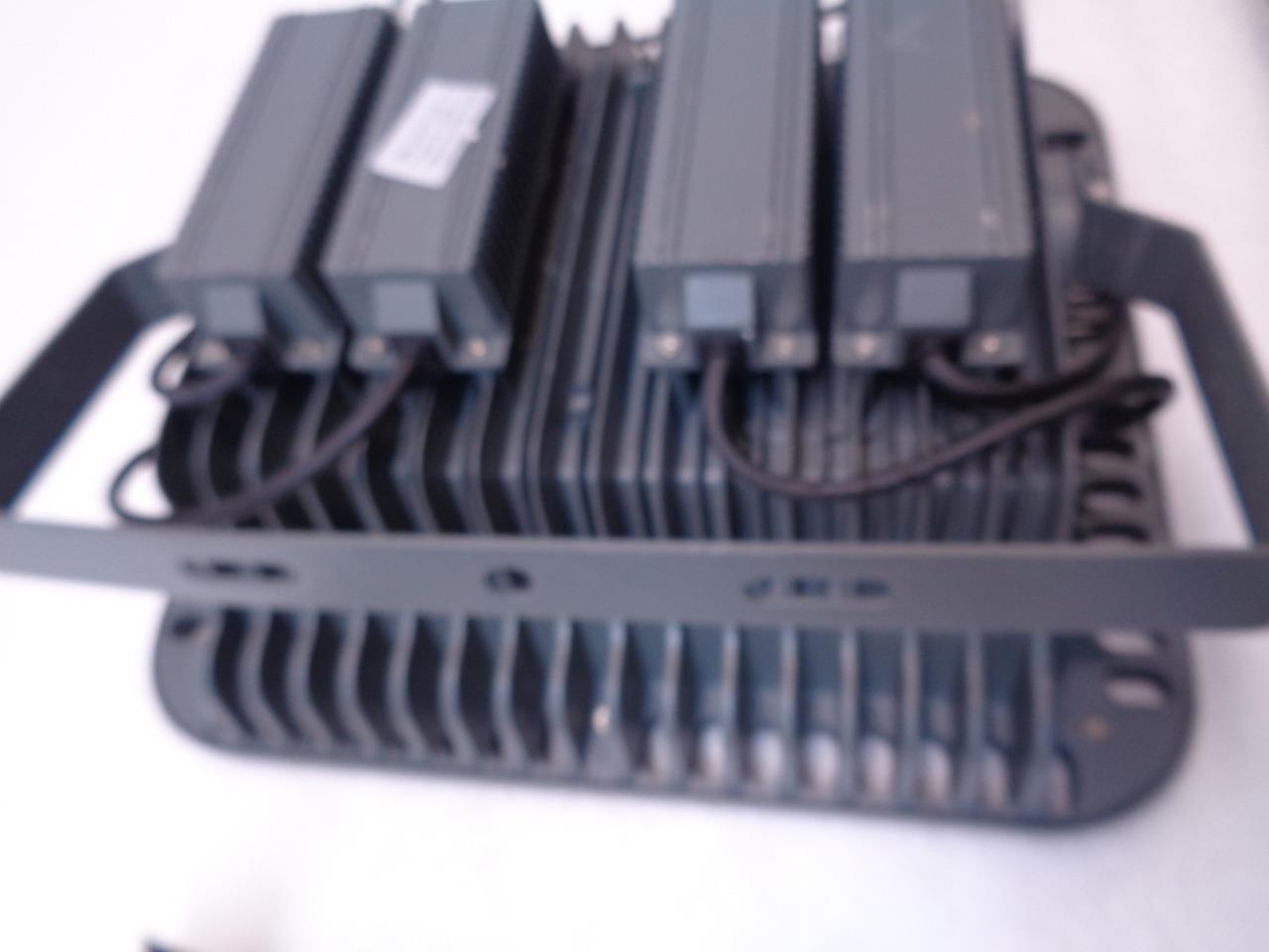 NEW PROJECT-LIGHT LAMP / FLOOD LIGHT 200W SR