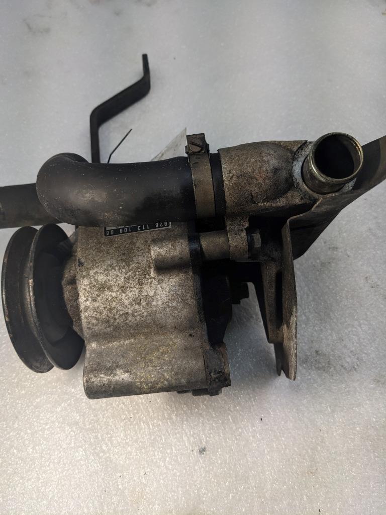 PORSCHE 928 SECONDARY AUXILIARY PUMP 92811310906/92811301700 USED R20