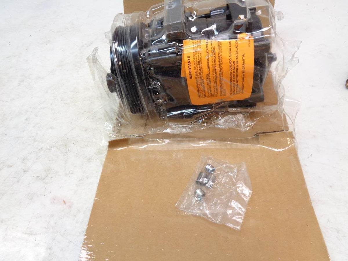 REMANUFACTURED NAPA 253204 AC COMPRESSOR 1996-2000 FORD/MERCURY SABLE 3.0L R1