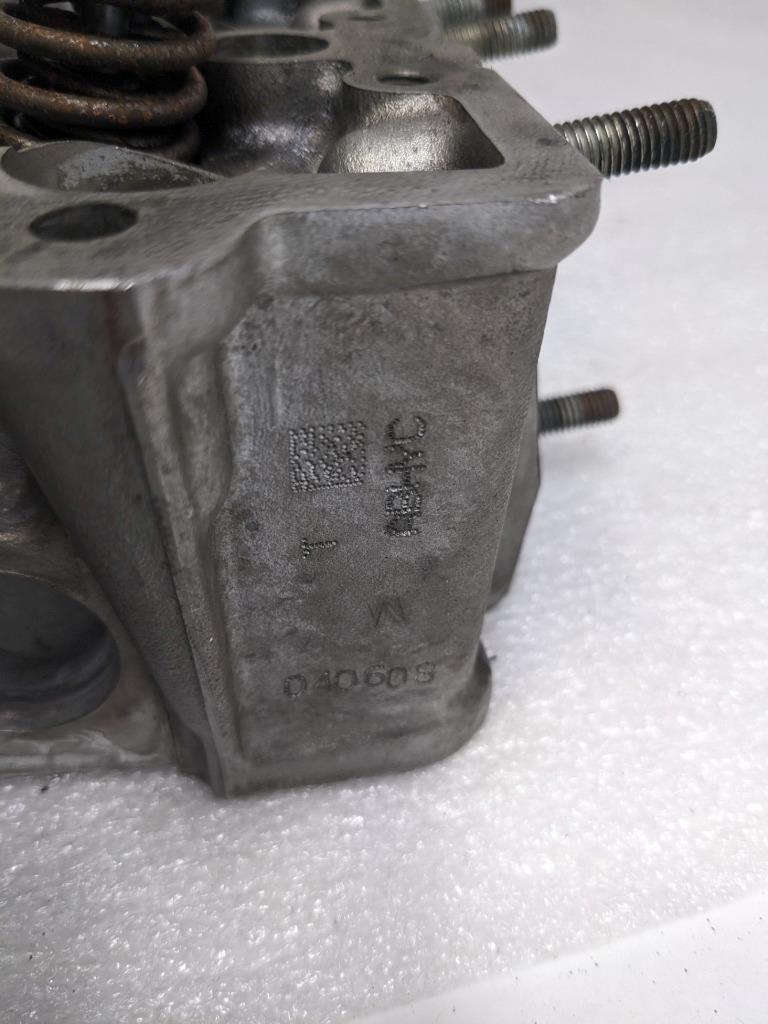 PORSCHE 948104103 RIGHT ENGINE CYLINDER HEAD FOR 03-06 CAYENNE 4.5L USED I2