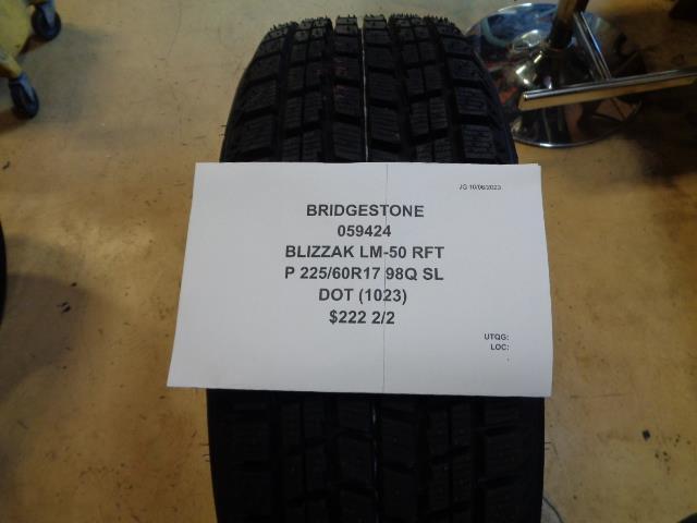 BRIDGESTONE BLIZZAK LM-50 RFT P 225 60 17 98Q SL TIRE 059424 BQ4