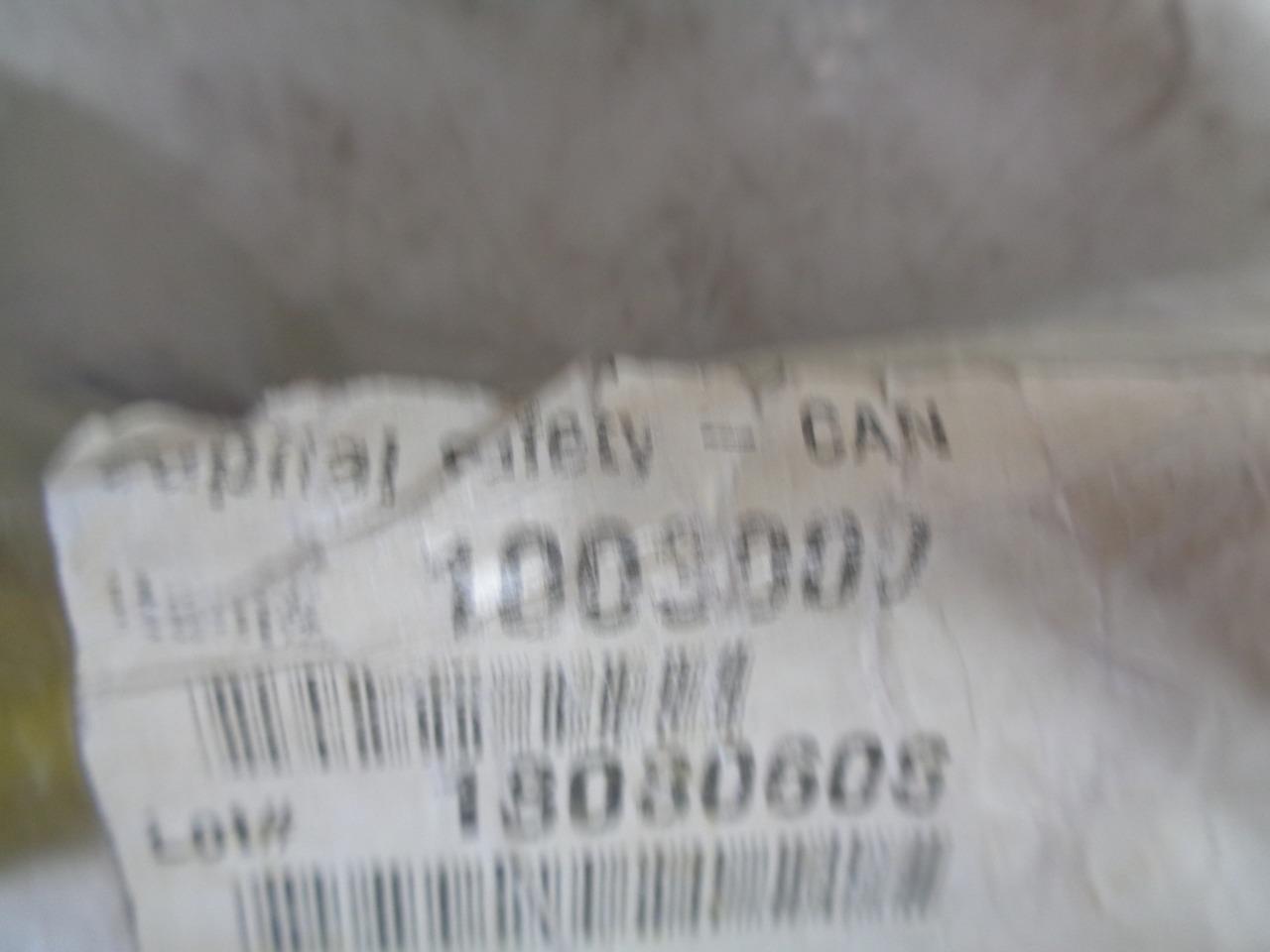 NEW CAPITAL SAFETY TIE OFF ADAPTOR PT 3FT 1003000 R30