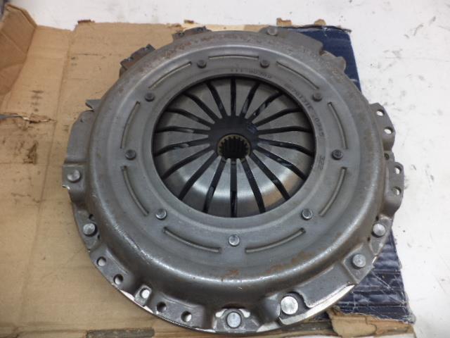 NEW SACHS CLUTCH KIT ASSEMBLY K70131-01