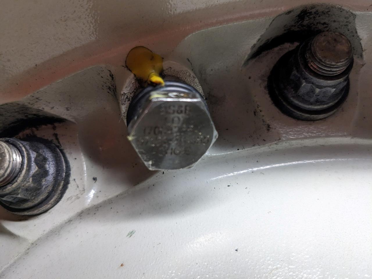 GOODRICH INBOARD WHEEL AND MICHELIN TIRE  30X8.8-15 HUB BORE 77MM 3-1531-3 B2