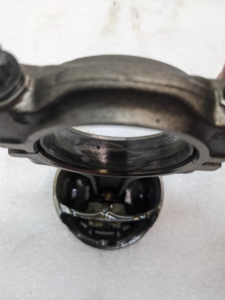 PORSCHE 911/996  CONNECTING PISTON ROD #5 9961031026R USED 996BGL2T2