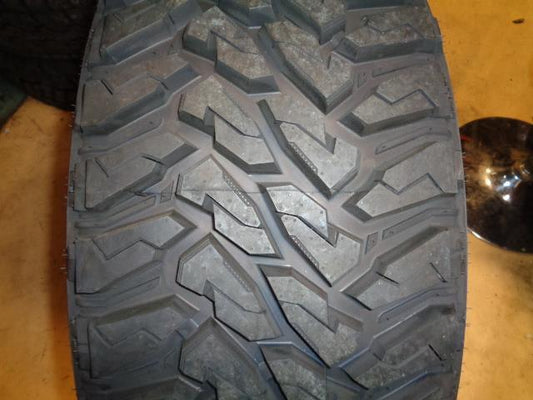VENOM POWER TERRA HUNTER M/T BSW LT 35 12.50 22 121Q LRF 12PLY TIRE TVPMT20 BQ4