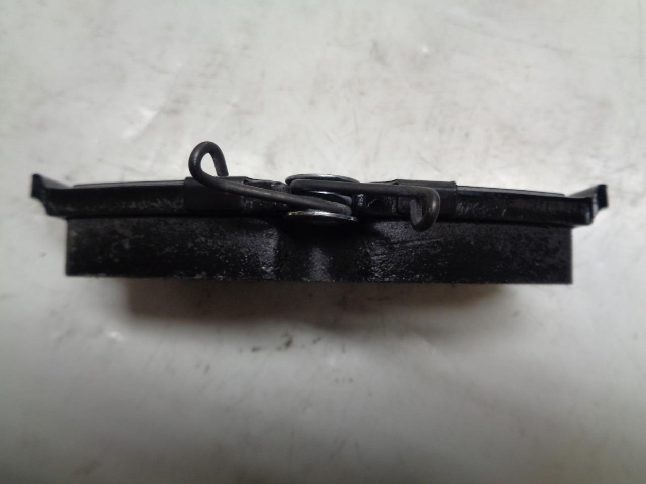 NEW HAWK PERFORMANCE STREET COMPOUND BRAKE PADS FOR MUSTANG REAR 7266-2-FF R5TA