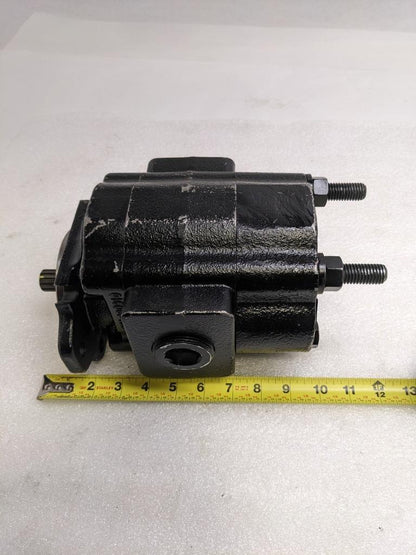 PARKER 3139610658 PG051 SERIES HYDRAULIC GEAR PUMP CAST IRON NEW R11