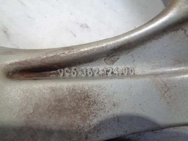 2 GENUINE PORSCHE TURBO TWIST FRONT WHEELS 17X7 ET55 5X130 996 362 124 0 WR