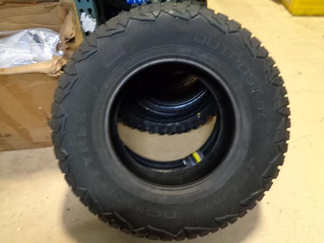 NOKIAN OUTPOST AT LT 285 70 17 121/118S LRE 10PLY TIRE T431897 BQ3