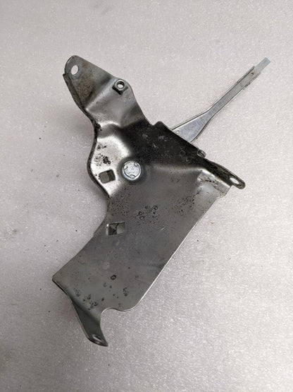 BRIGGS AND STRATTON 593666 BRACKET-CONTROL FOR 19J1370001F1 SMALL ENGINE NEW R32