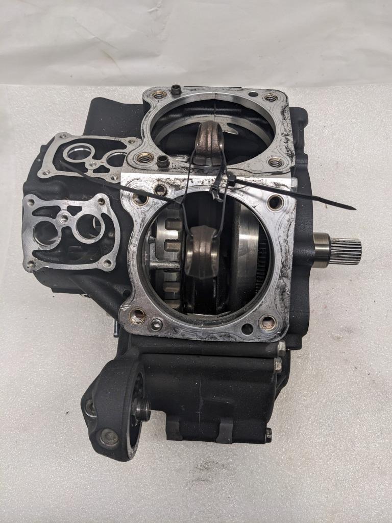 HARLEY DAVIDSON MILWAUKEE 8 TOURING CRANKCASE FOR 17-23 ELECTRA GLIDE USED I2