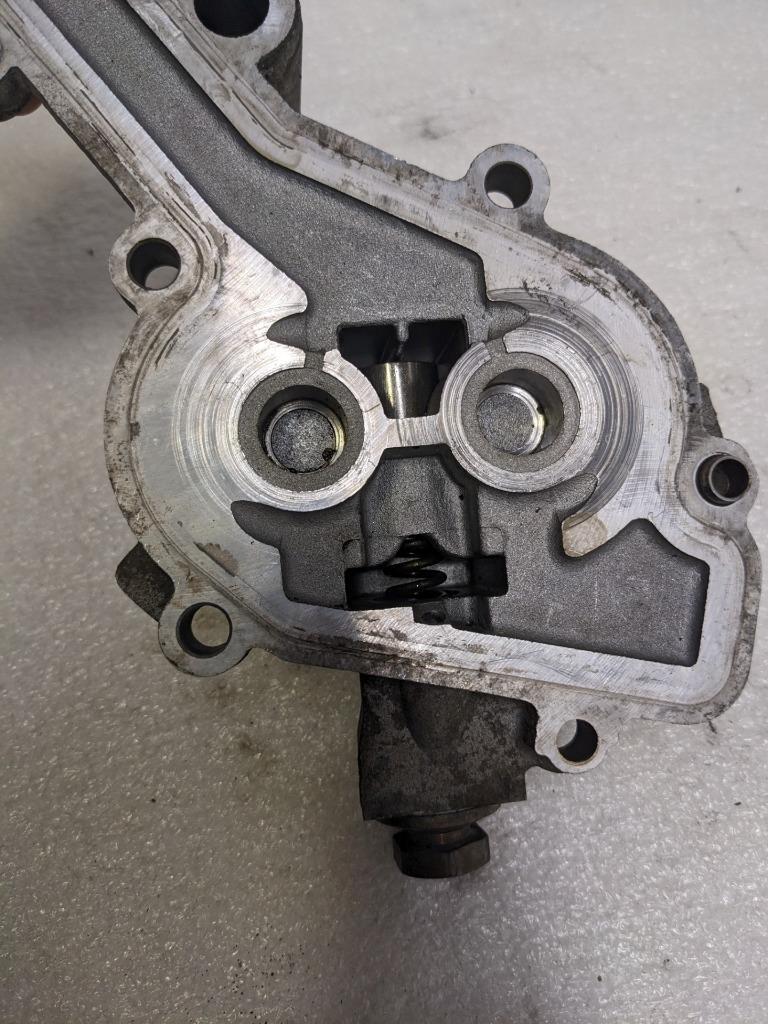 PORSCHE 99610721254 OIL PUMP COVER FOR 97-04 BOXSTER 986 3.2L USED R20T8