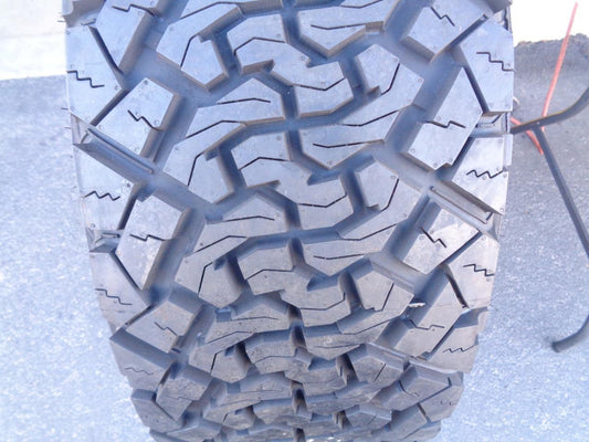 2 VENOM POWER TERRA HUNTER XT LT 35 12.50 22 121Q LRF 12PLY TIRES TVPXT11 SU7