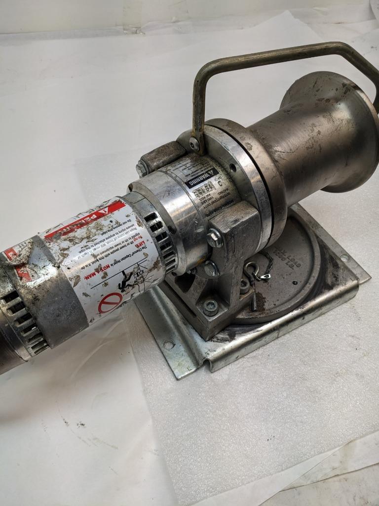 AB CHANCE C308-1170 CAPSTAN HOIST 1000 LB CAPACITY WITH SWIVEL BASE 115V USED H1