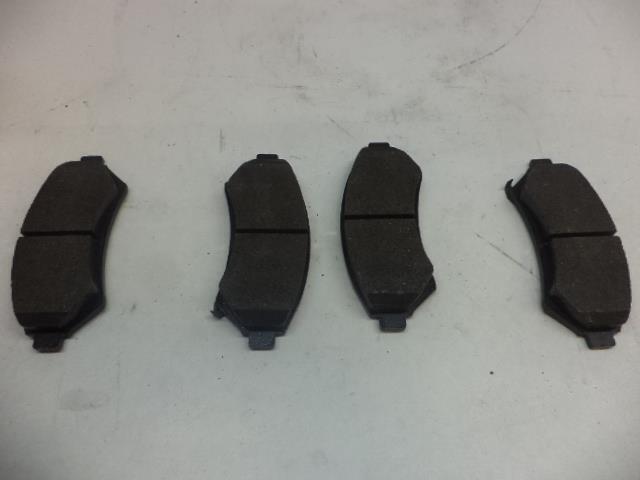 BRAND NEW AKEBONO PRO ACT FRONT DISC BRAKE PADS 97-2005 BUICK CENTURY ACT699