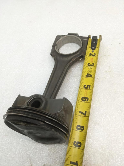 PORSCHE CAYENNE PISTON CONNECTING ROD #5 (CRACKED) 9461191R USED R24