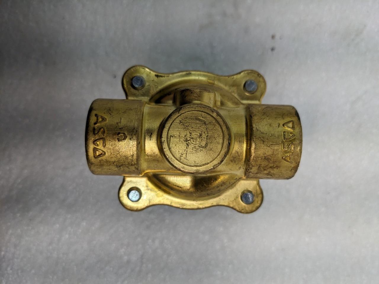 ASCO SCXE220A021 PILOT OPERATED STEAM SOLENOID VALVE 1/2" ORIFICE NEW R27