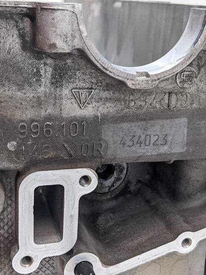 PORSCHE 911/996 3.4L RIGHT AND LEFT SIDE ENGINE BLOCK 9961011510R USED 996BGL2