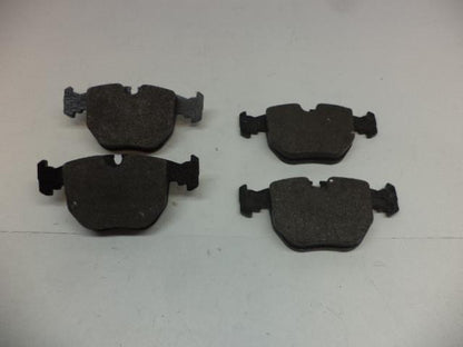 BRAND NEW MINTEX MDB2280 FRONT BRAKE PADS R5
