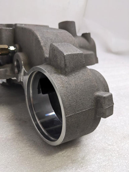 JOHN DEERE CE20020 ROW UNIT GEAR CASE HOUSING NEW I2