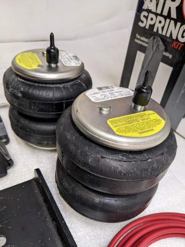 FIRESTONE 2609 RIDE-RITE REAR AIR SPRING KIT FOR 19-20 GMC SIERRA 1500 USED R34