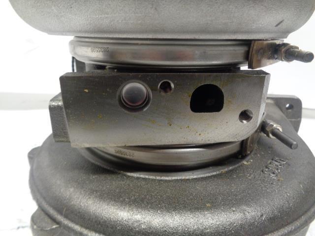 PACCAR HOLSET TURBOCHARGER WITH ACTUATOR HE400VG 639081 REMAN R17