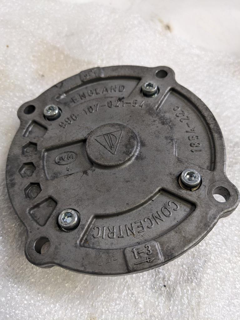 PORSCHE BOXSTER 987 05-08  SECONDARY OIL PUMP 99710702154 USED 996.B.G.L.