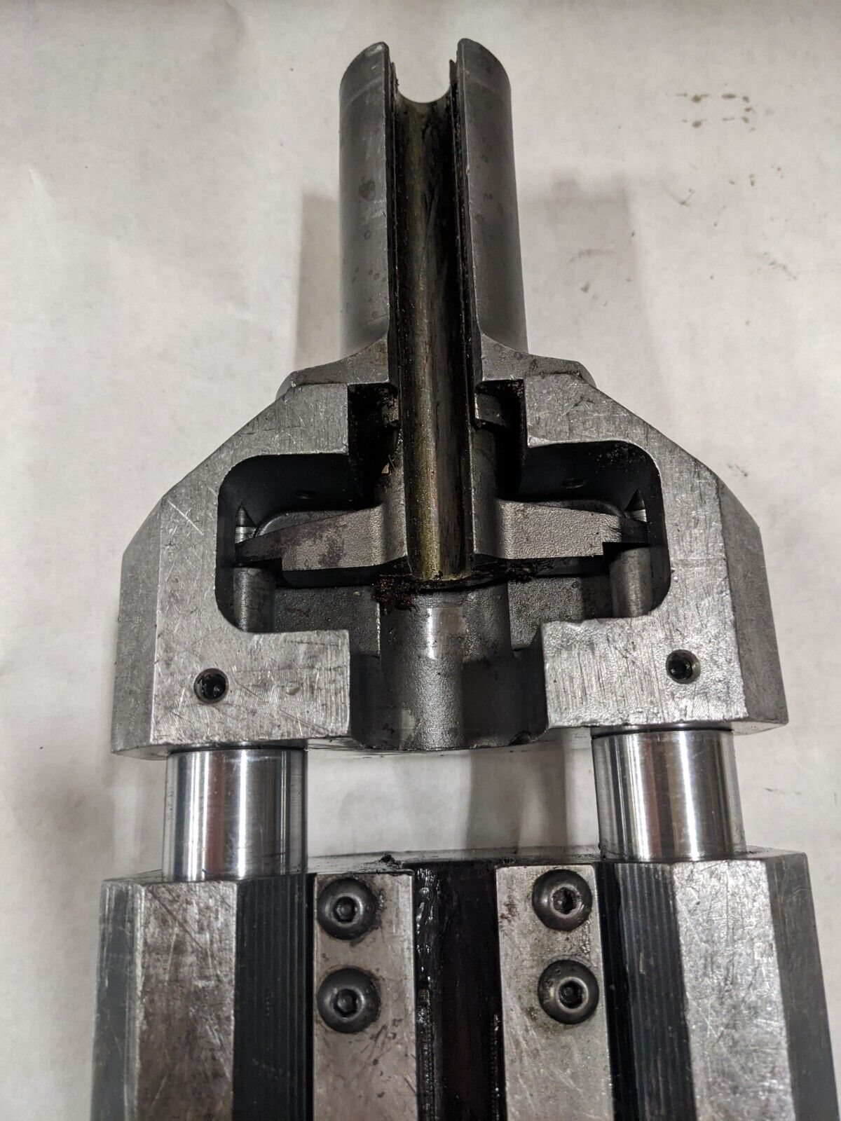 POWER TEAM SPX ELECTRIC HYDRAULIC PUMP PE550 W/ MR571 POST TENSION JACK