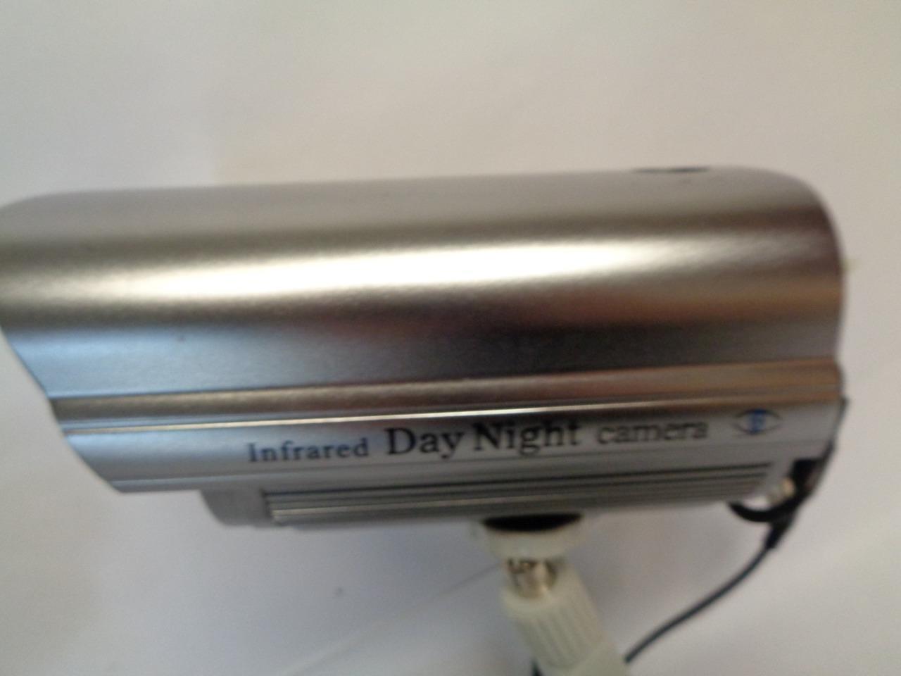 PAIR OF GADSPOT 420TVL 232 INFRARED DAY AND NIGHT CAMERAS NEW R6 TOTE B