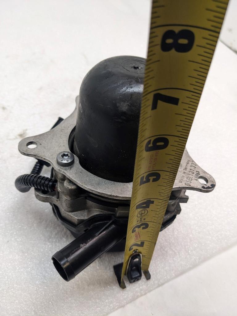 PORSCHE PANAMERA 970 SECONDARY AIR PUMP 95B131337 USED R20