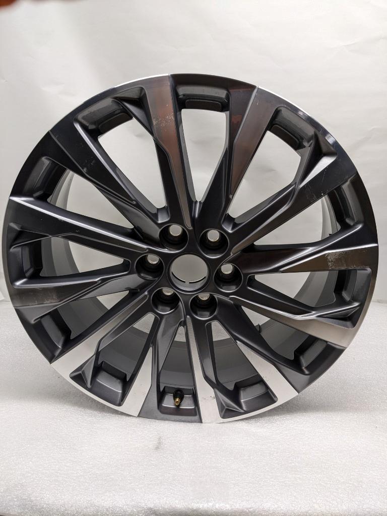 20x8 Chevrolet Traverse 2022-23 Machined Charcoal Wheel Rim 84353724