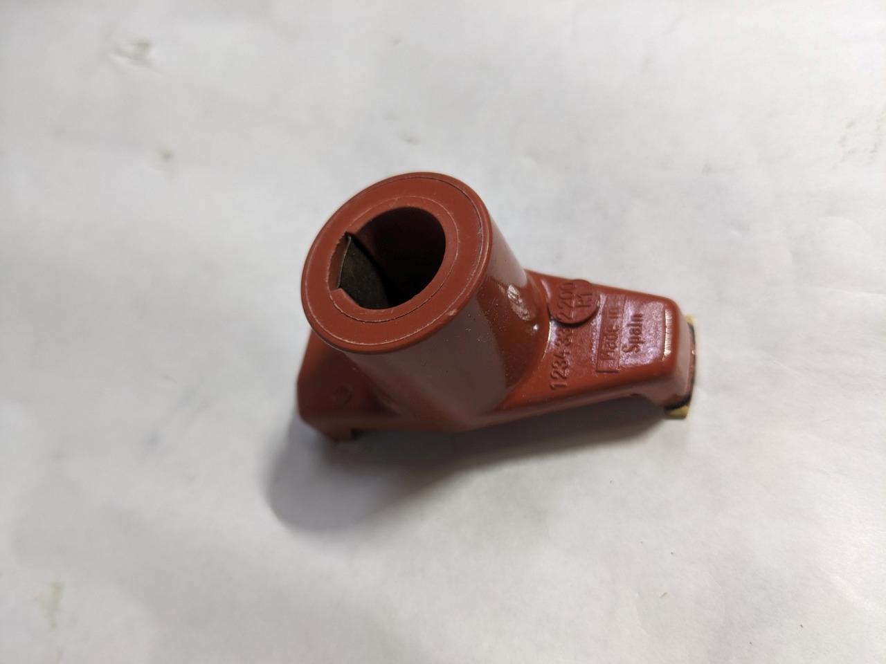 BOSCH DISTRIBUTOR CAP (2) FOR PORSCHE CARERREA/TARGA/TURBO 04216 NEW r20t5