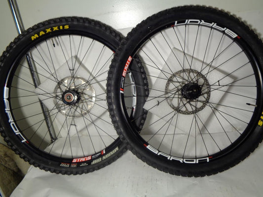 STANS BARON MK3 27.5 WHEELSET W/ MAXXIS MINION DHF 27.5X2.8 TIRES NEW R34