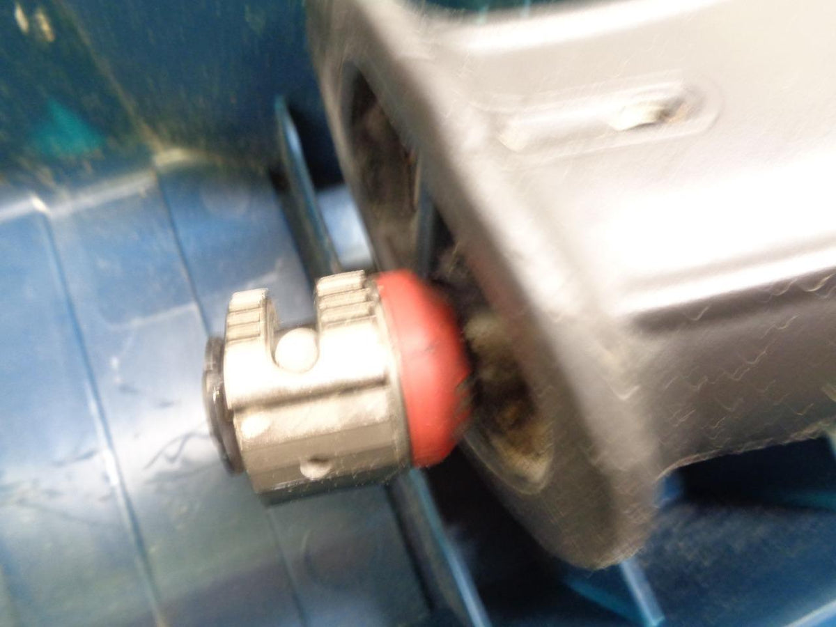 USED INCOMPLETE BOSCH RECIPROCATING SAW RS20 060164F039 120 V-60Hz 13A BSR35