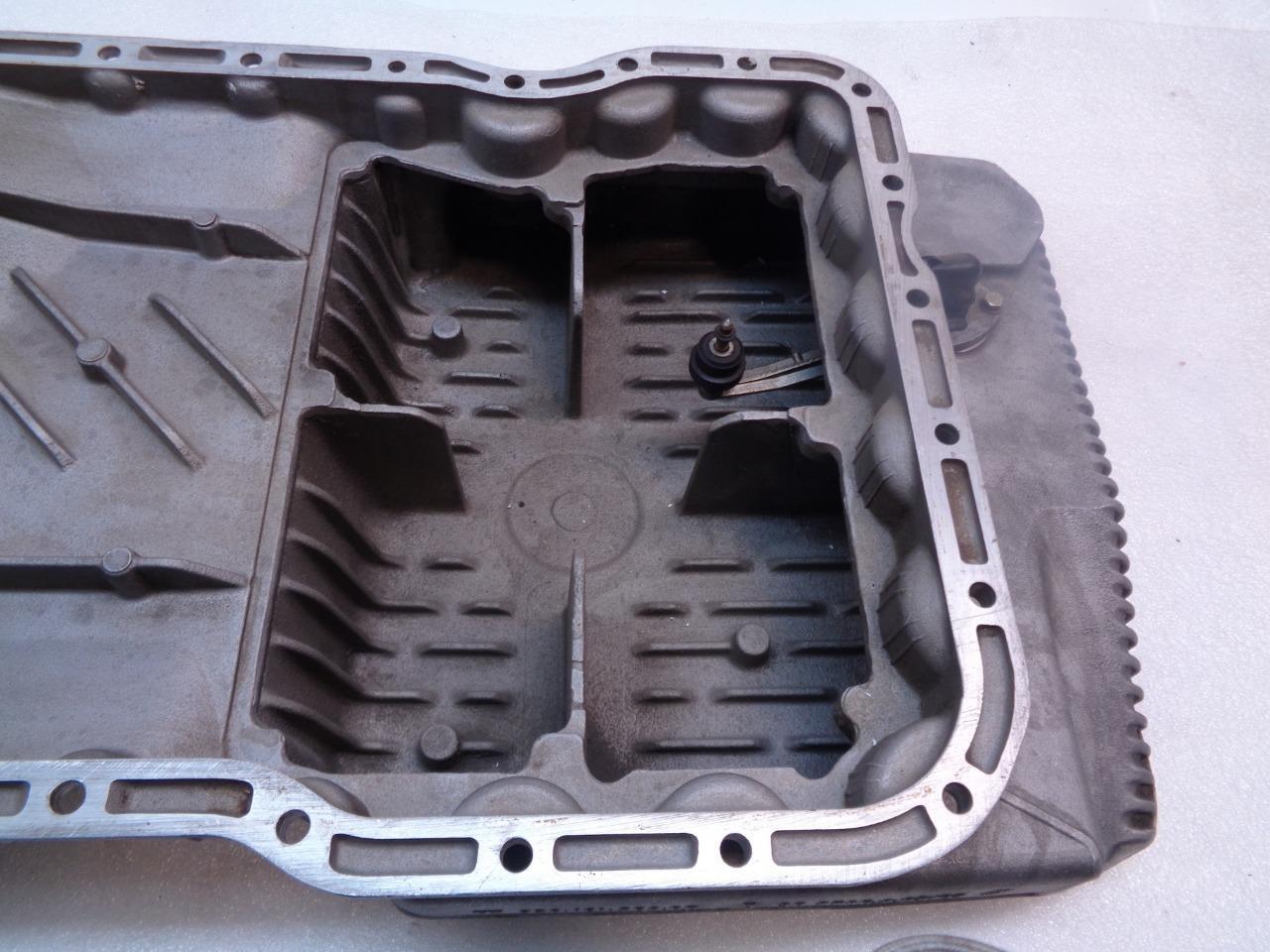 NEW GENUINE PORSCHE OIL PAN FITS PORSCHE 928 1984-1987 928 101 208 0R R24