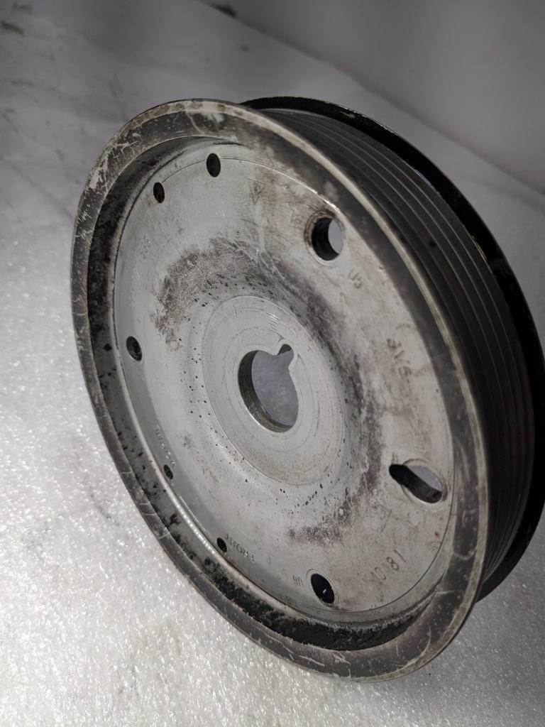 PORSCHE 911/996 3.6L PULLEY/CRANKSHAFT 99610211563 USED 996B.G.L.